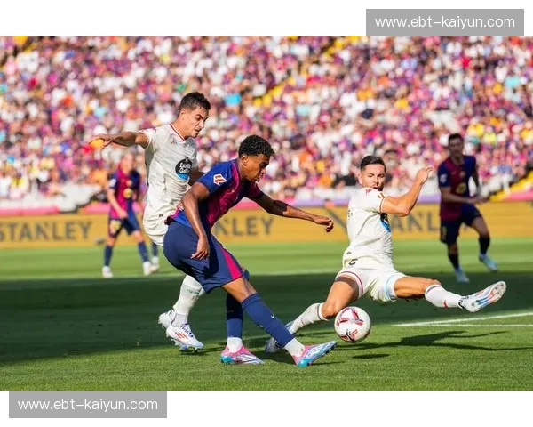 绿茵场上的激情碰撞:巴塞罗那与巴利亚的宿命对决 绿茵场上的激情碰撞:巴塞罗那与巴利亚的宿命对决